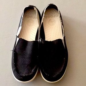 Canvas women’s Crocs 8